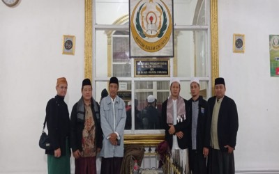 Ziarah Ke Makam Pendiri Yayasan & Makam Waliullah di Cikundul